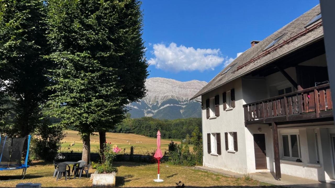 Superbe Appartement Aubessagne Extérieur photo
