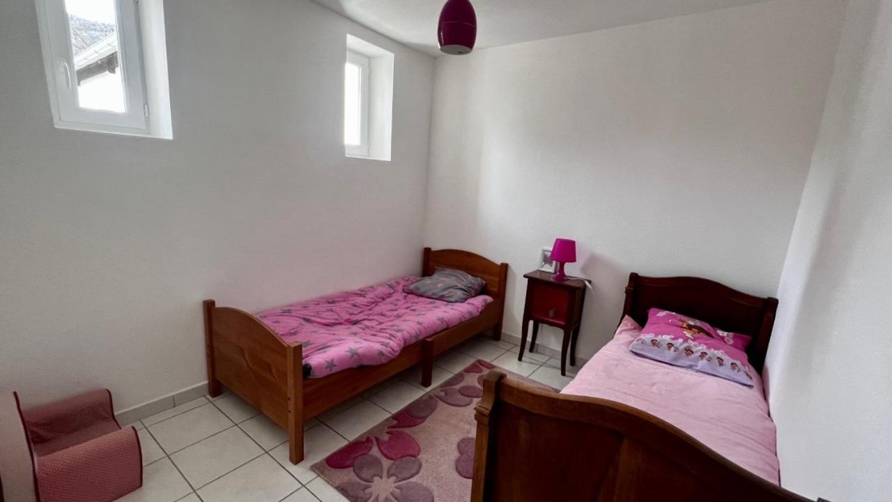 Superbe Appartement Aubessagne Extérieur photo