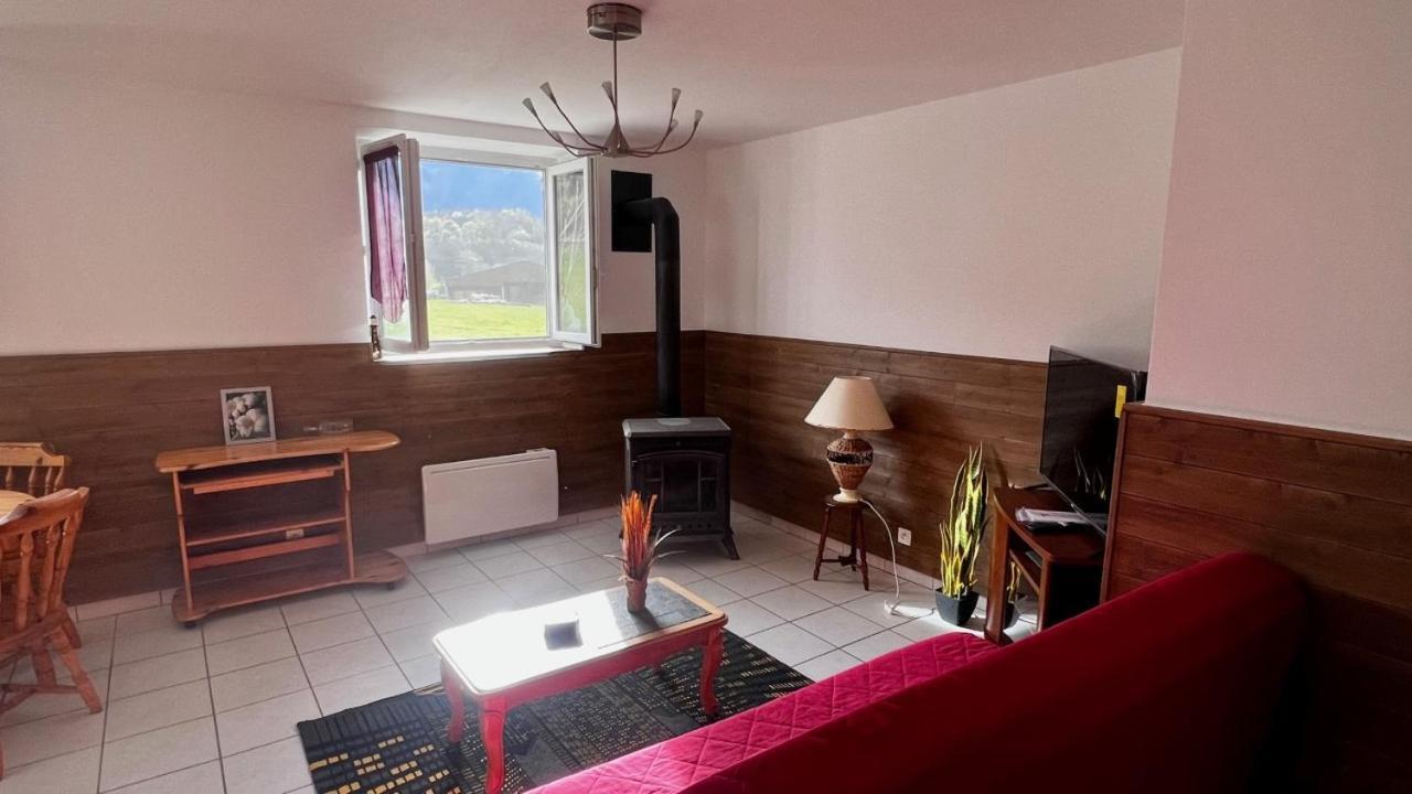Superbe Appartement Aubessagne Extérieur photo